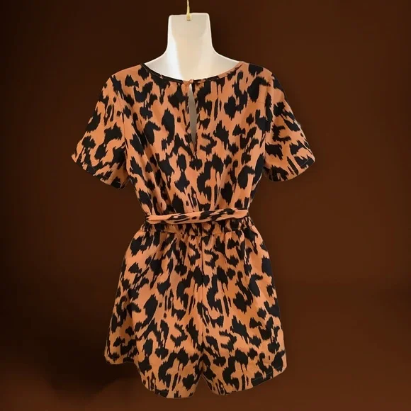 SHEIN ~ Romper - Picture 2 of 5